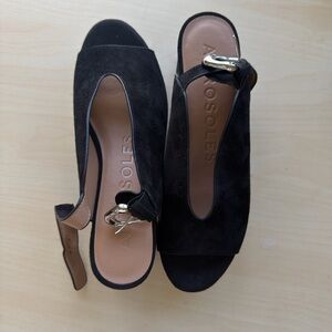 AEROSOLES Black Open-Toe Mules with Buckle